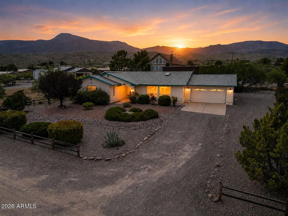 1st image of 1080 HUMMINGBIRD Lane