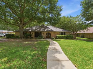 12008 Saddlehorn Ln, Mansfield, TX 76063