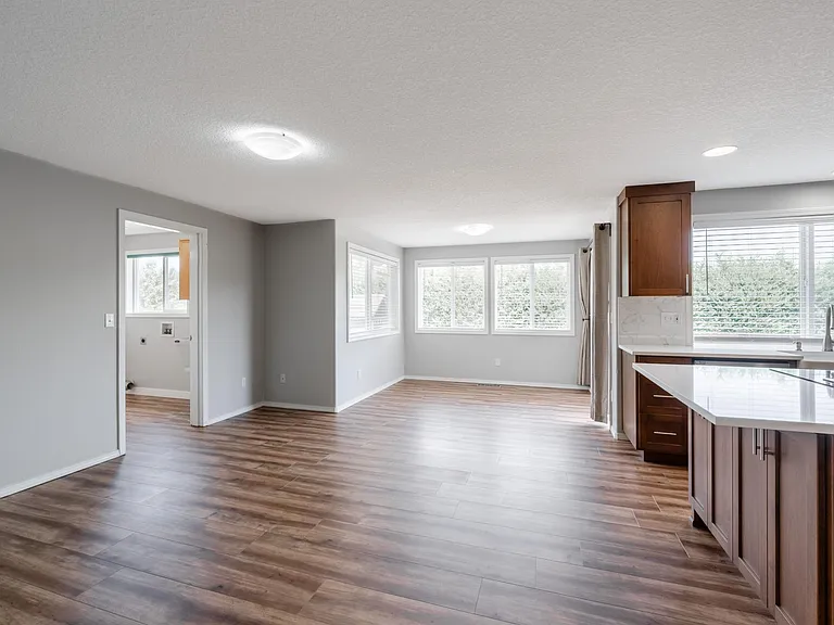 3639 NW 32nd Ave — Photo 10