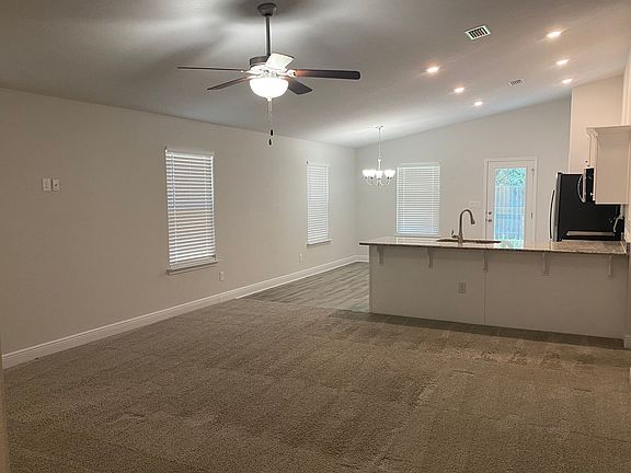 3rd image of 5180 Regalo Dr
