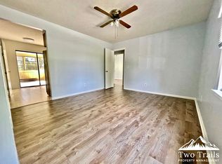 316 Huff St #2B, Hendersonville, NC 28739