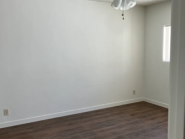 3329 Keystone Ave #7 — Photo 9
