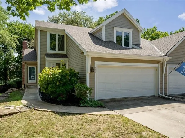 8309 W 121st St, Overland Park, KS 66213