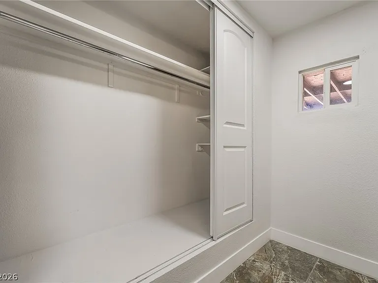 28 Hansen St — Photo 13