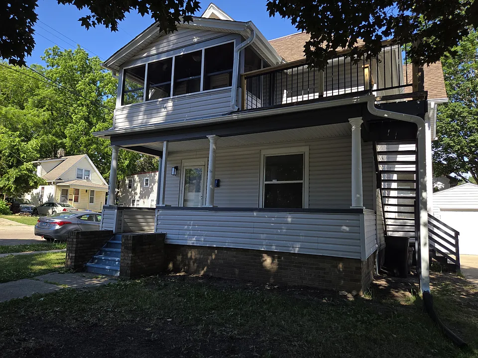 502 Pearl St #2
