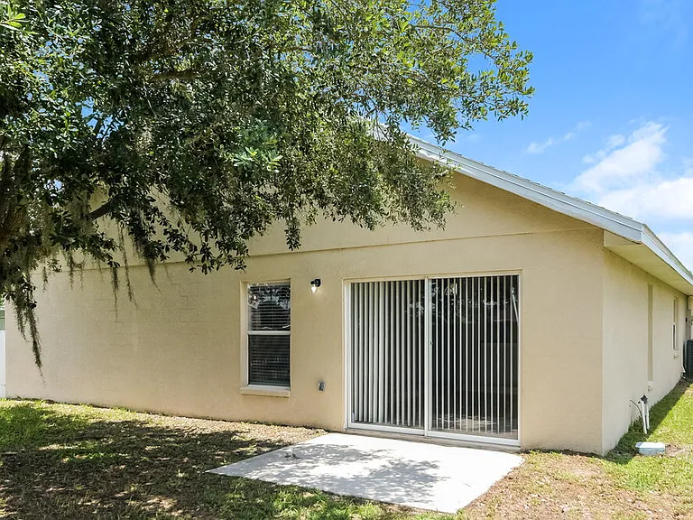 2708 Eagle Creek Ct — Photo 16