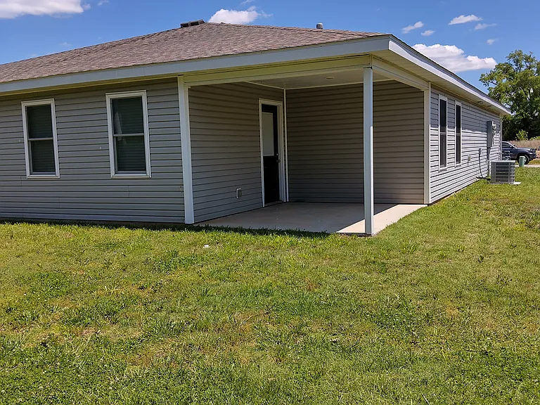 314 Wolfe Dr — Photo 3