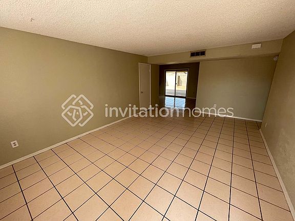 4th image of 4824 W Palm Ln