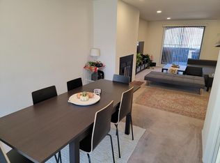 110 N 21st St APT B, Philadelphia, PA 19103