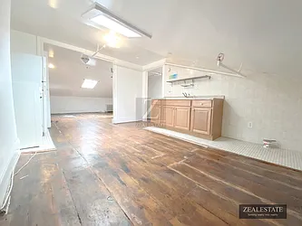 Rented by ZealEstate Group Inc