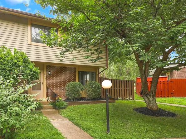 10677 Myrtle Oak Ct, Burke, VA 22015