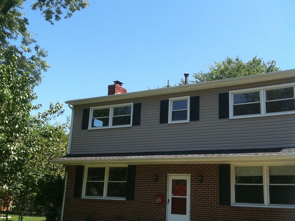 2nd image of 106 Michele Dr