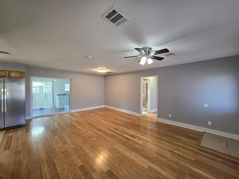 1111 S Martin Luther King Blvd — Photo 8