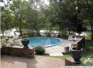 2140 Lakeland Cv, Horn Lake, MS 38637