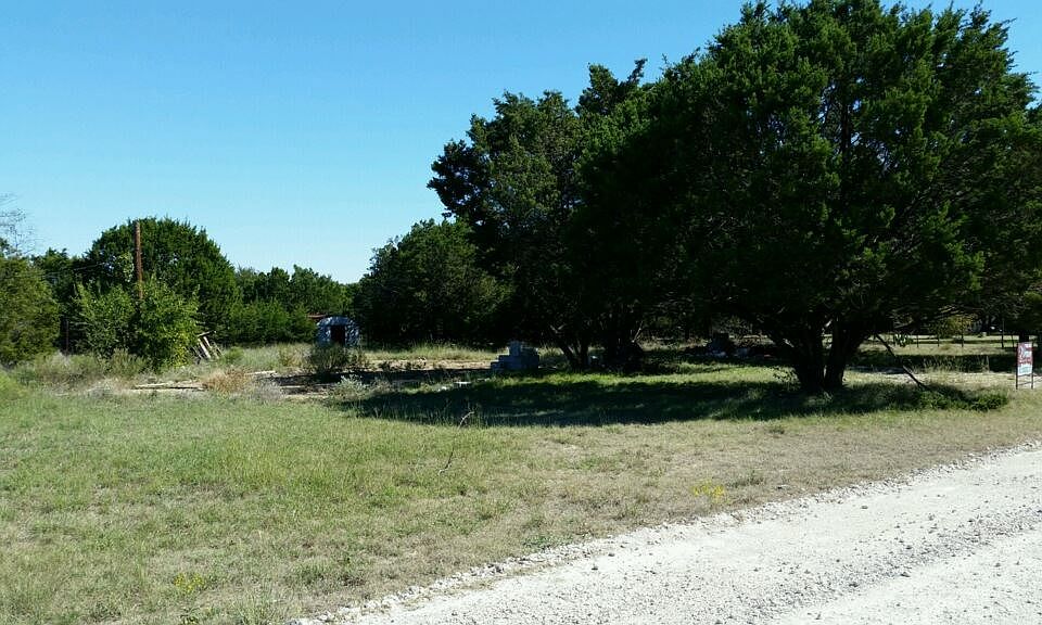 1st image of 110 Sarah Ln