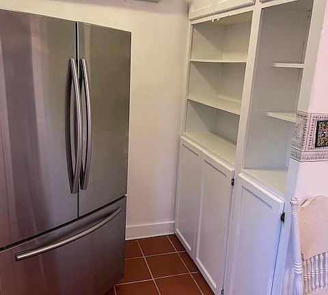 2nd image of 5328 Marmion Way