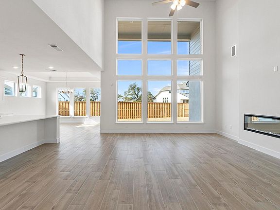 3rd image of 604 Lightstone Dr