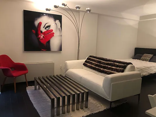 Rented by CMSJ Development LLC | media 18