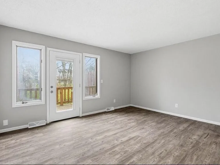 315 Foxfire Dr — Photo 7