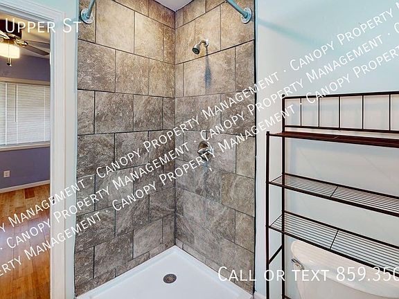 3rd image of 721 N Upper St