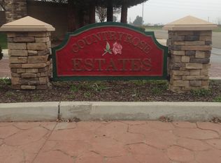 1021 Prairie St, Selma, CA 93662