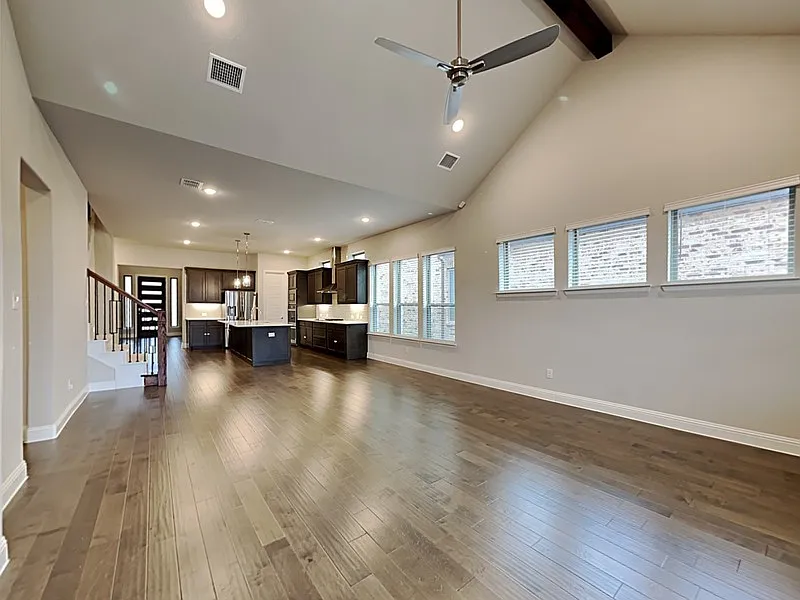 4 bed, 3.5 bath, 3517 sqft, $4,450 — Photo 3