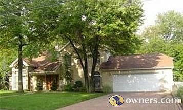 Paver Driveway to 2 Car Garage
