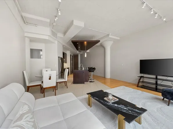2600 W 7th St APT 2532, Fort Worth, TX 76107
