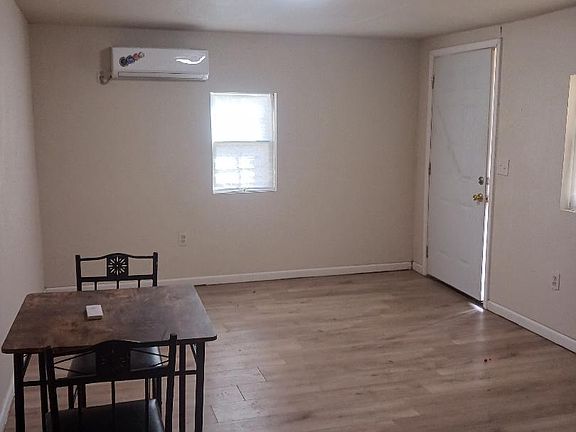 3rd image of 614 Verne St #2