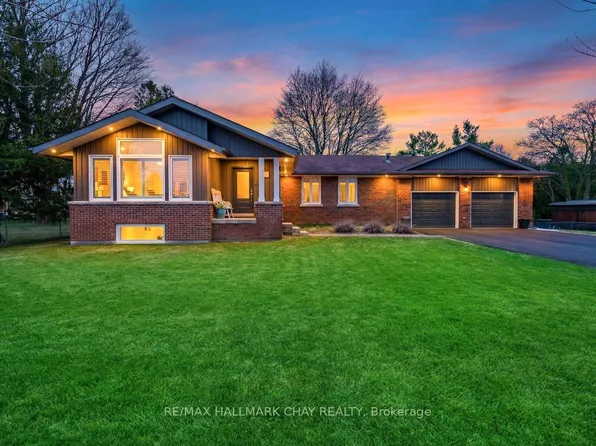 1587 Mount Albert Rd, East Gwillimbury, ON L0G 1V0