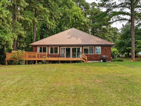 142 Appletree Ln, Manson, NC 27553