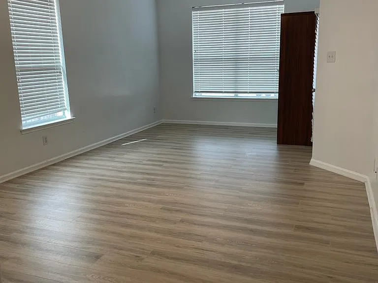 101 Cliffbrook Dr — Photo 6