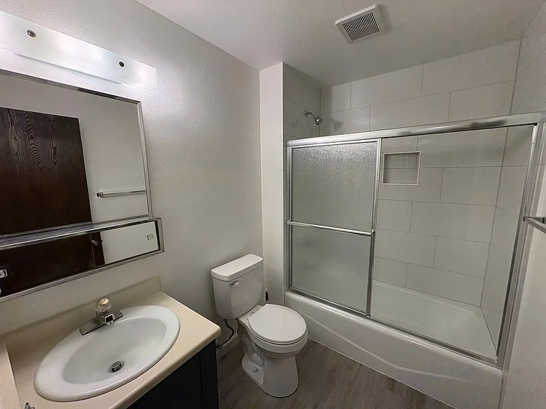 630 46th Avenue Ct — Photo 27