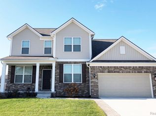 49360 Hummel Dr, Macomb, MI 48044