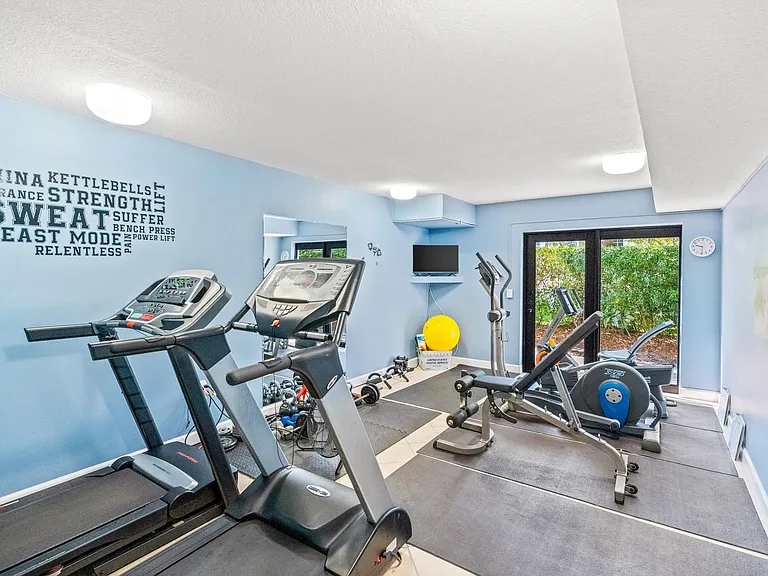 4141 Ocean Dr #208 — Photo 31
