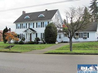 207 S Jones St, Port Angeles, WA