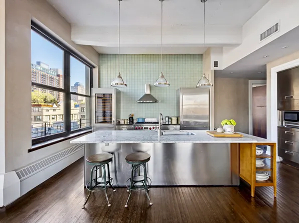 1 Main Street image 10 of 22