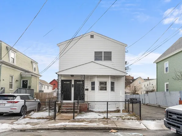 47 Liberty St, Everett, MA 02149
