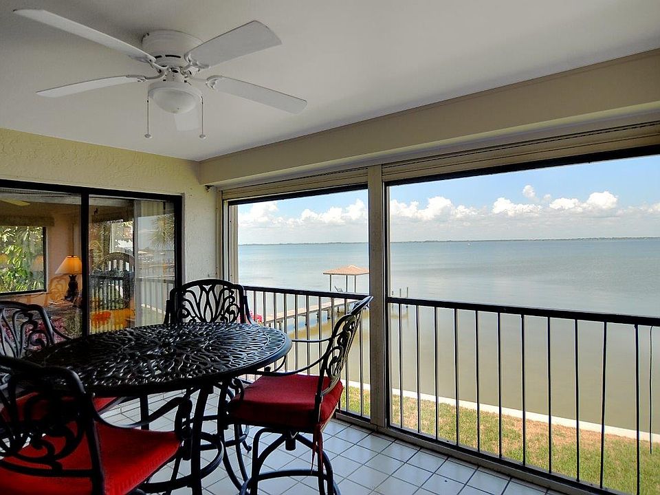 Beautiful views of Banana River!