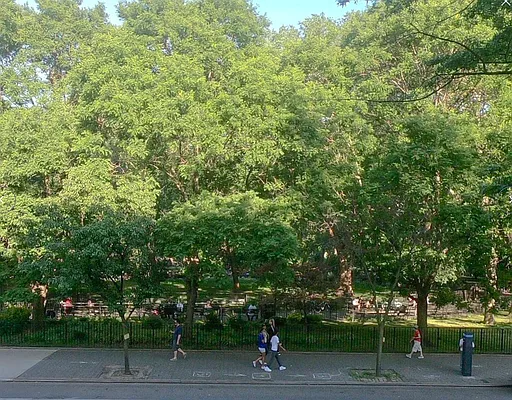 Rented by Urban Real Estate Inc | media 35