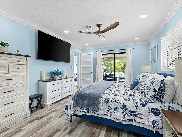 3313 Sherwood Blvd — Photo 9