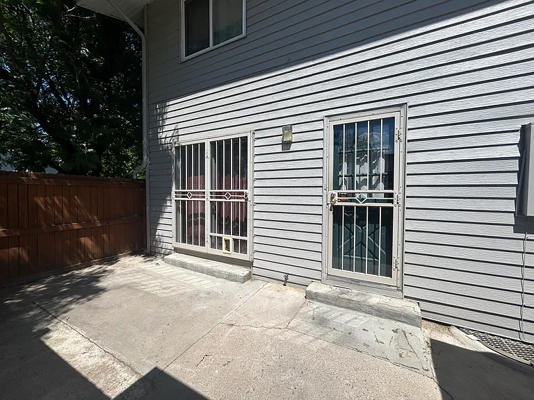 1921 S Oswego Way — Photo 4