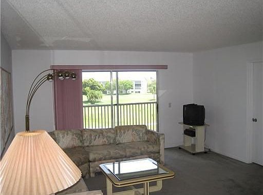 3rd image of 1001 SW 128th Ter APT B410