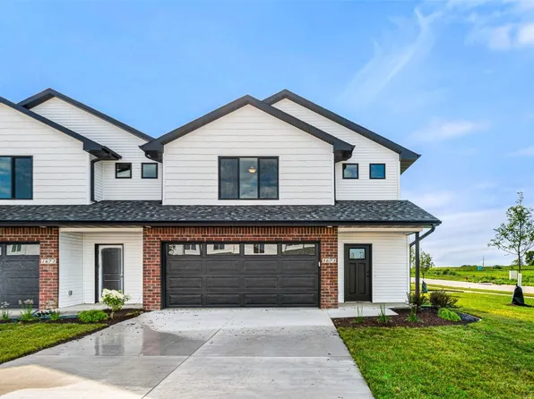 1636 Aspen Ct, North Liberty, IA 52317