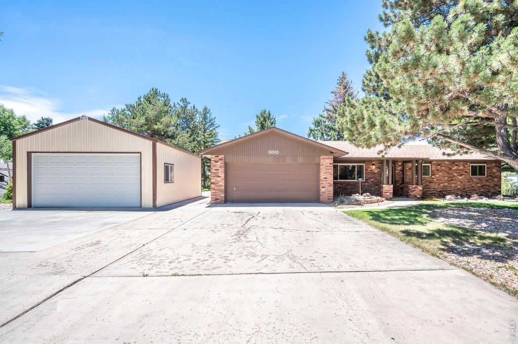300 Ranch Acres Dr