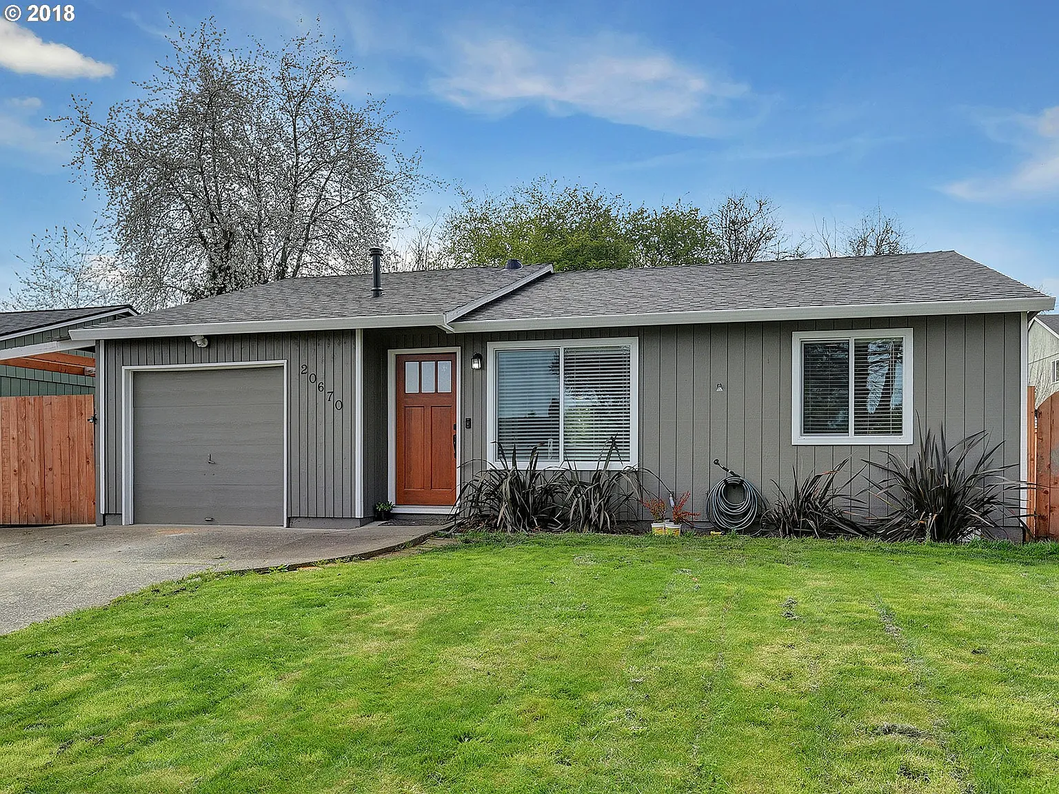 20670 SW Jay St photo 1