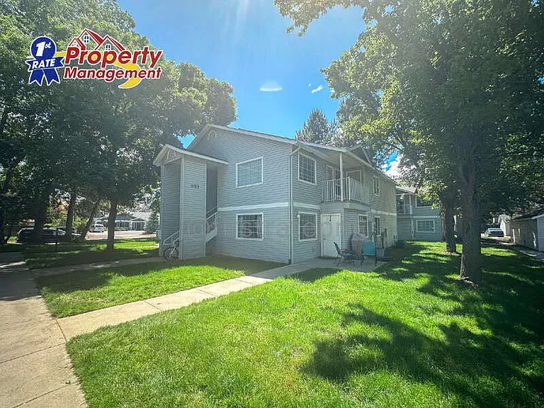 2183 S Stephen Ave #202 — Photo 24