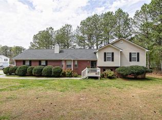 203 Eagle Watch Dr, Carrollton, GA 30117