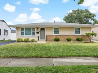 126 Laura Ln, Thornton, IL 60476