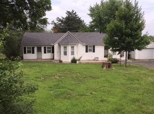 2605 Buena Vista Rd, Edgerton, MO 64444